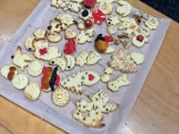 In der Weihnachtsbäckerei 